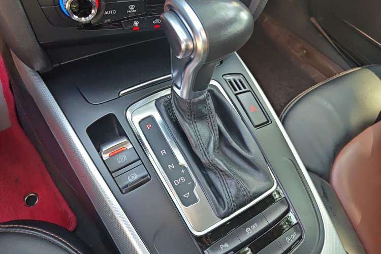 Used Audi A4L 2015 45 TFSI quattro Individual Sport Edition Gear Lever