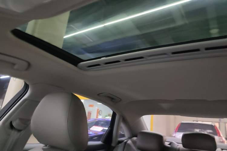 Used Audi A4L 2015 35 TFSI Automatic Standard Model Headliner