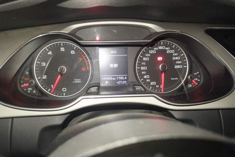 Used Audi A4L 2015 35 TFSI Automatic Comfort Model Instrument Cluster