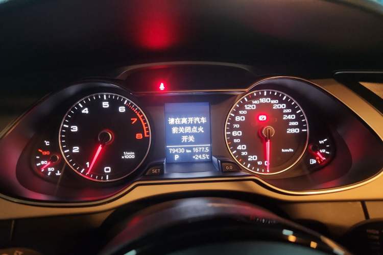 Used Audi A4L 2015 35 TFSI Automatic Standard Model Instrument Cluster