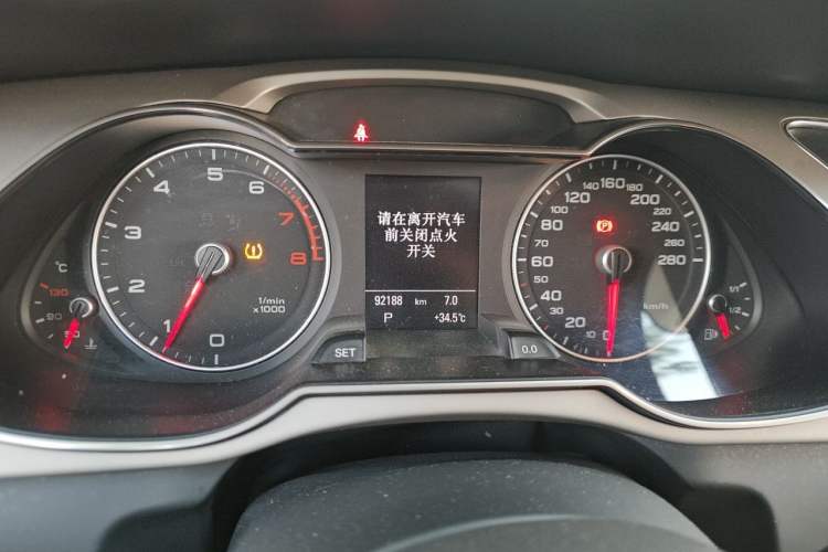 Used Audi A4L 2015 35 TFSI Automatic Standard Model Instrument Cluster