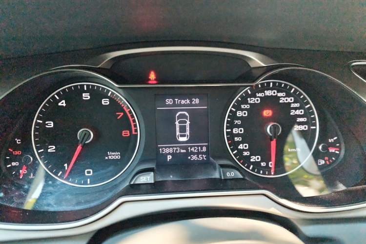Used Audi A4L 2015 35 TFSI Automatic Standard Model Instrument Cluster