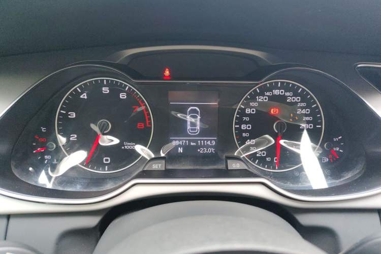 Used Audi A4L 2015 35 TFSI Automatic Standard Model Instrument Cluster