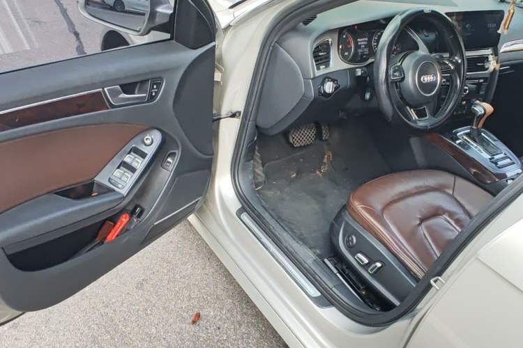 Used Audi A4L 2015 35 TFSI Automatic Comfort Model Interior 3