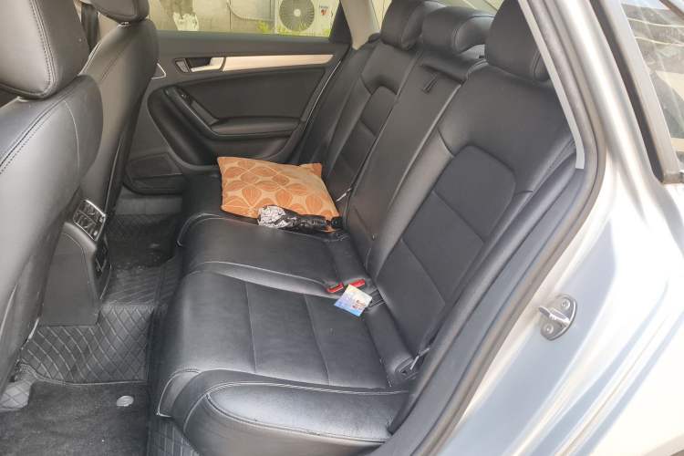 Used Audi A4L 2015 45 TFSI quattro Individual Sport Edition Interior 4