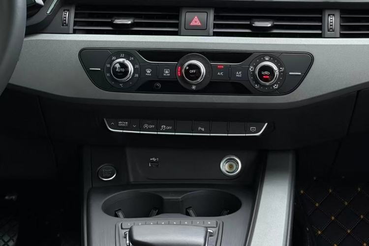 Used Audi A4L 2015 35 TFSI Automatic Technology Model Interior 7