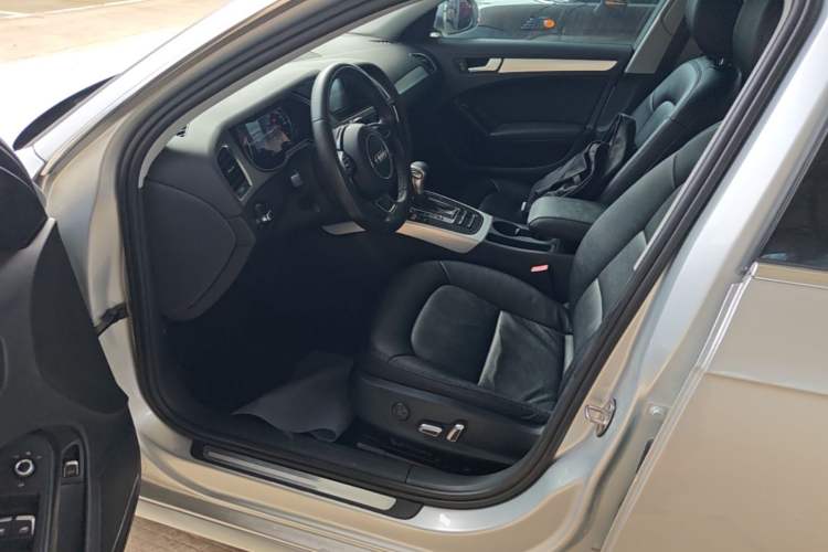 Used Audi A4L 2015 35 TFSI Automatic Standard Model Left Front Seat