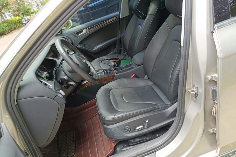 Used Audi A4L 2015 35 TFSI Automatic Comfort Model Left Front Seat