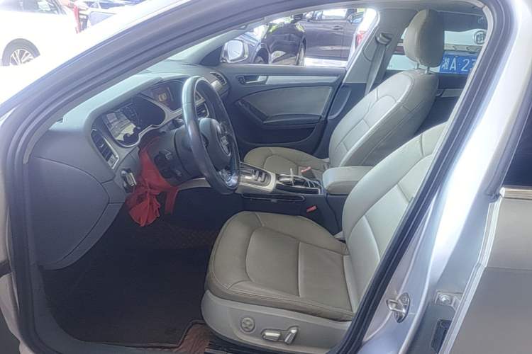 Used Audi A4L 2015 35 TFSI Automatic Standard Model Left Front Seat