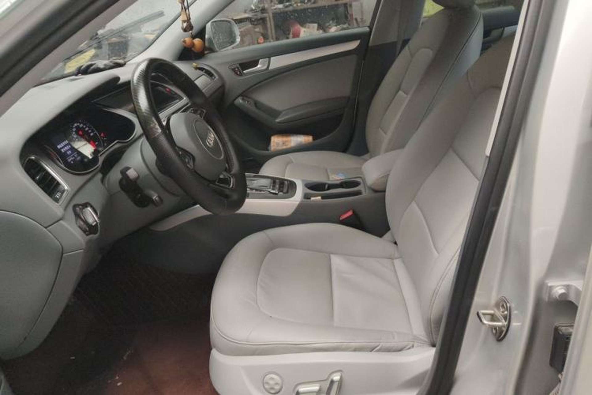 Used Audi A4L 2015 35 TFSI Automatic Comfort Model Left Front Seat