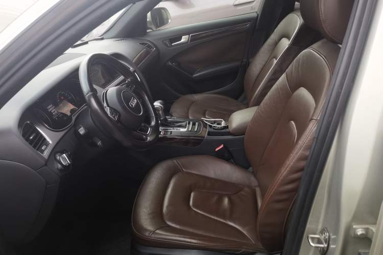 Used Audi A4L 2015 35 TFSI Automatic Comfort Model Left Front Seat
