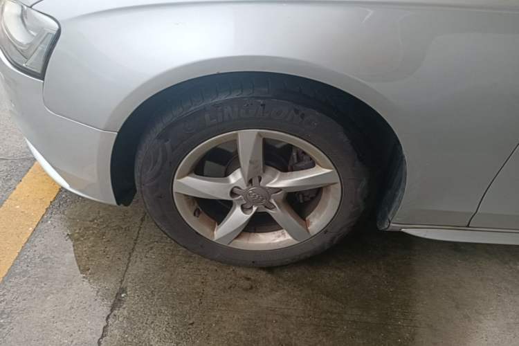Used Audi A4L 2015 35 TFSI Automatic Standard Model Left Front Wheel Hub