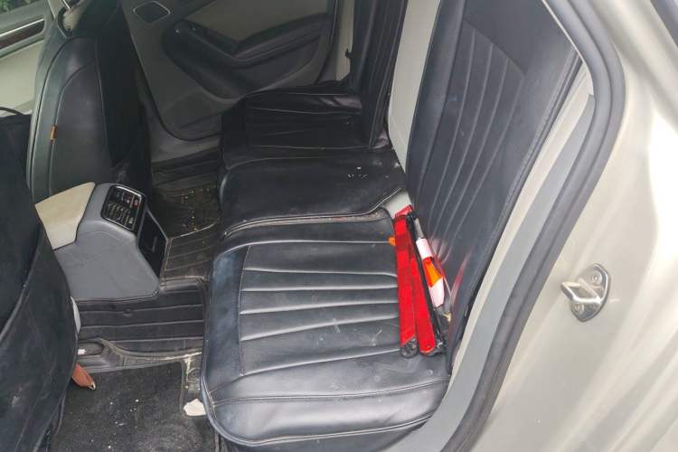 Used Audi A4L 2015 35 TFSI Automatic Comfort Model Left Rear Seat