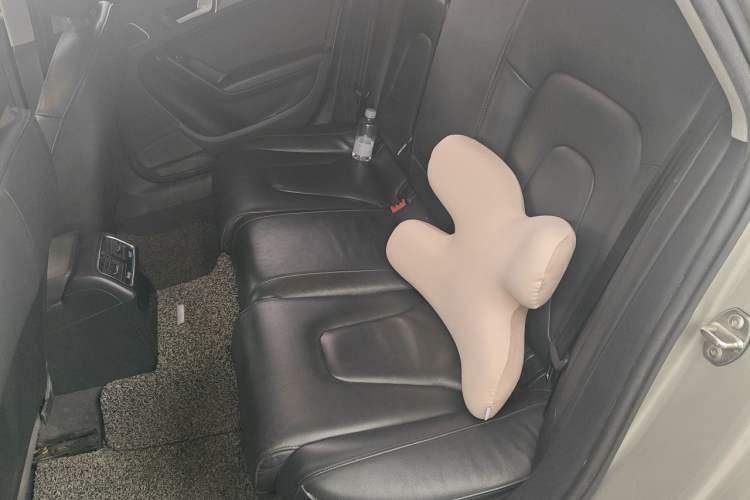 Used Audi A4L 2015 35 TFSI Automatic Comfort Model Left Rear Seat