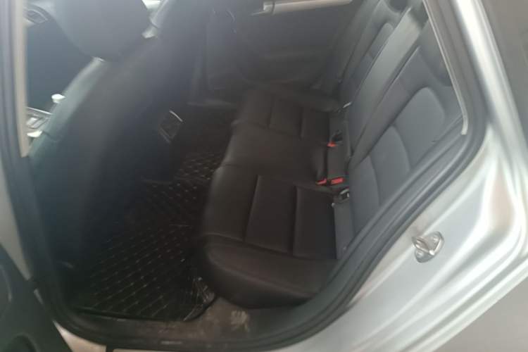 Used Audi A4L 2015 35 TFSI Automatic Standard Model Left Rear Seat