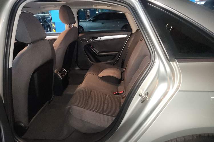 Used Audi A4L 2015 35 TFSI Automatic Standard Model Left Rear Seat