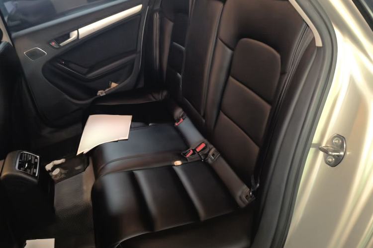 Used Audi A4L 2015 45 TFSI quattro Individual Sport Edition Left Rear Seat