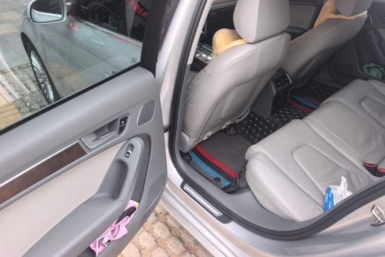Used Audi A4L 2015 35 TFSI Automatic Technology Model Left Rear Seat