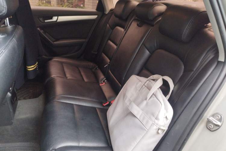 Used Audi A4L 2015 45 TFSI quattro Individual Sport Edition Left Rear Seat