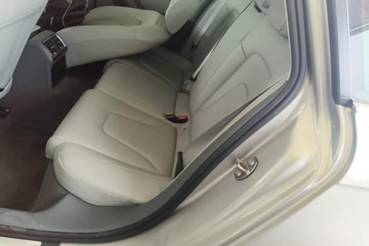 Used Audi A4L 2015 35 TFSI Automatic Comfort Model Left Rear Seat