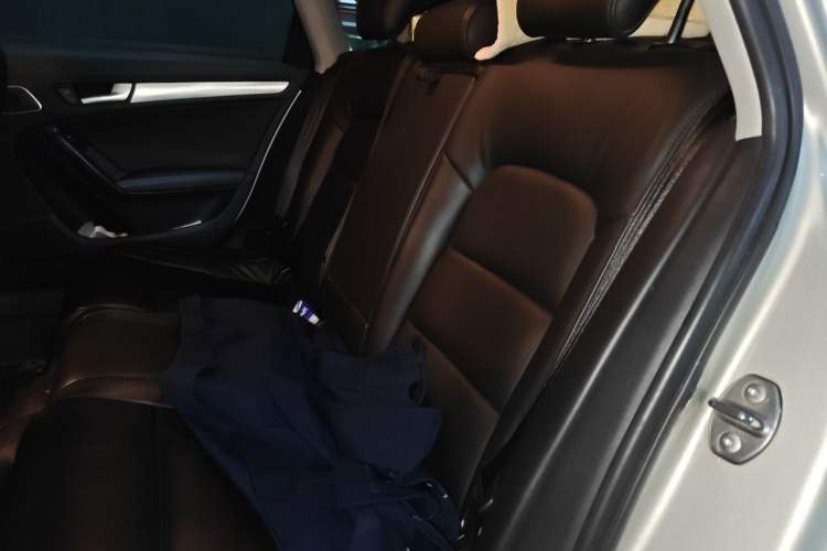 Used Audi A4L 2015 35 TFSI Automatic Standard Model Left Rear Seat