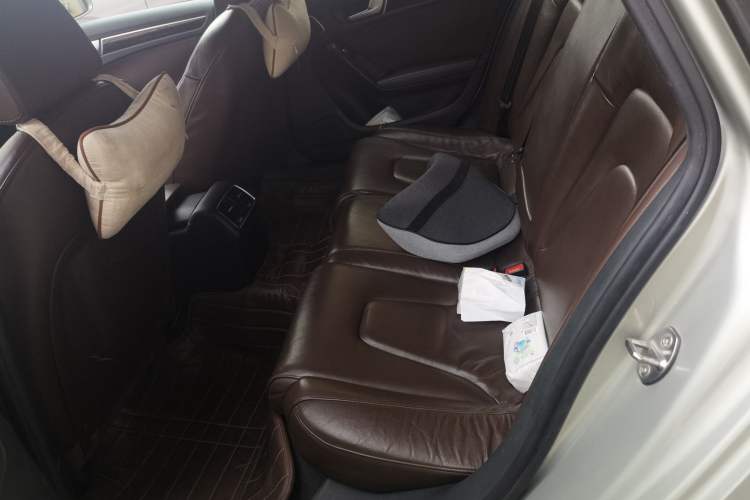 Used Audi A4L 2015 35 TFSI Automatic Comfort Model Left Rear Seat