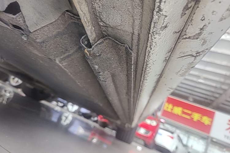 Used Audi A4L 2015 35 TFSI Automatic Standard Model Left Side Sill
