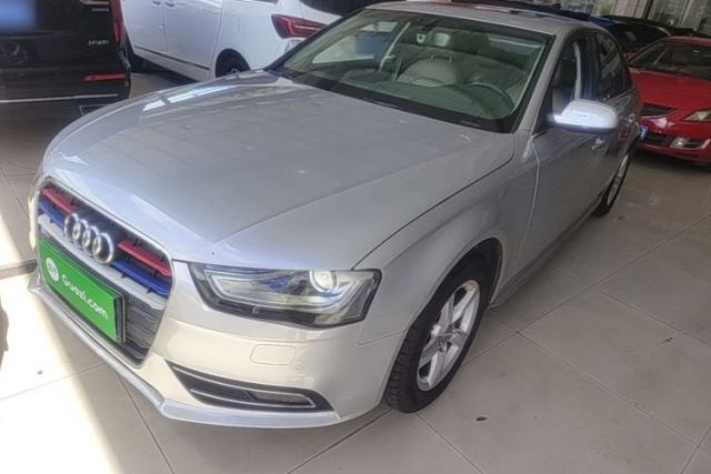Używany Audi A4L 2015 35 TFSI Automatic Standard Model