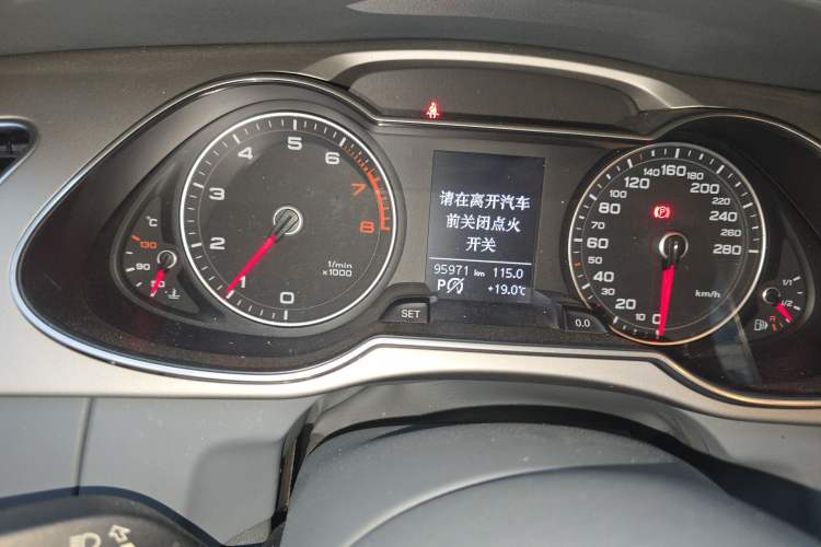 Used Audi A4L 2015 35 TFSI Automatic Standard Model
