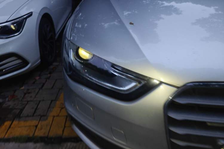 Used Audi A4L 2015 45 TFSI quattro Individual Sport Edition Right Front Headlight