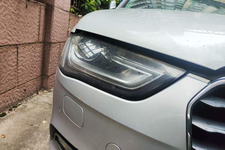 Used Audi A4L 2015 35 TFSI Automatic Comfort Model Right Front Headlight