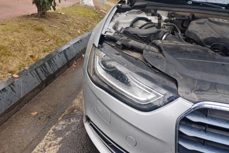Used Audi A4L 2015 35 TFSI Automatic Standard Model Right Front Headlight