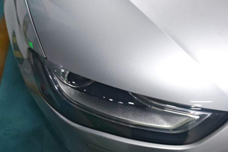 Used Audi A4L 2015 35 TFSI Automatic Comfort Model Right Front Headlight
