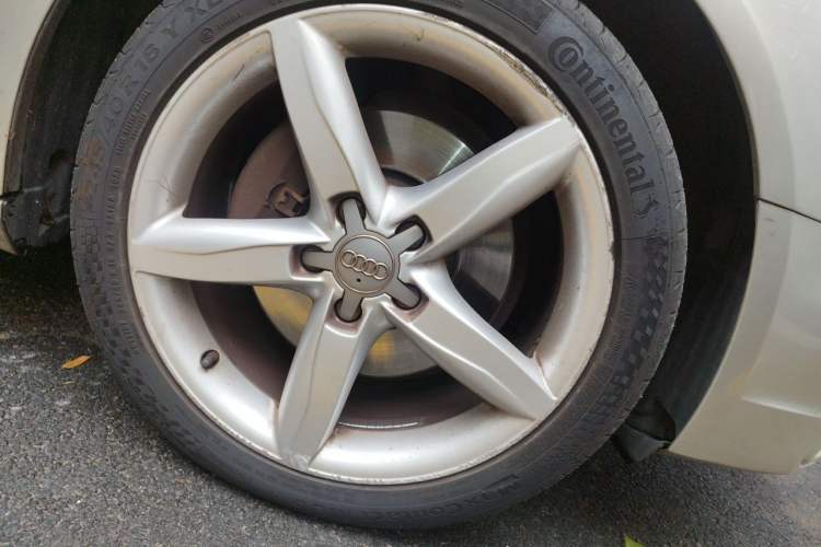 Used Audi A4L 2015 45 TFSI quattro Individual Sport Edition Right Front Wheel Hub