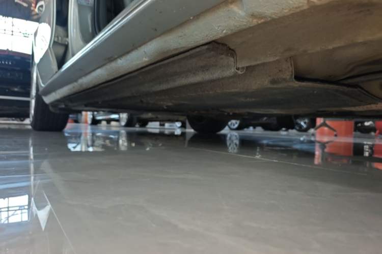 Used Audi A4L 2015 35 TFSI Automatic Standard Model Right Side Sill