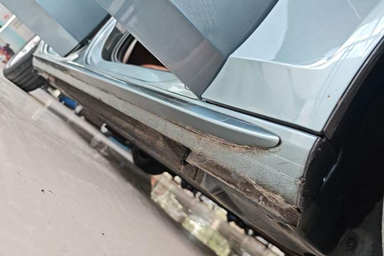 Used Audi A4L 2015 35 TFSI Automatic Standard Model Right Side Sill