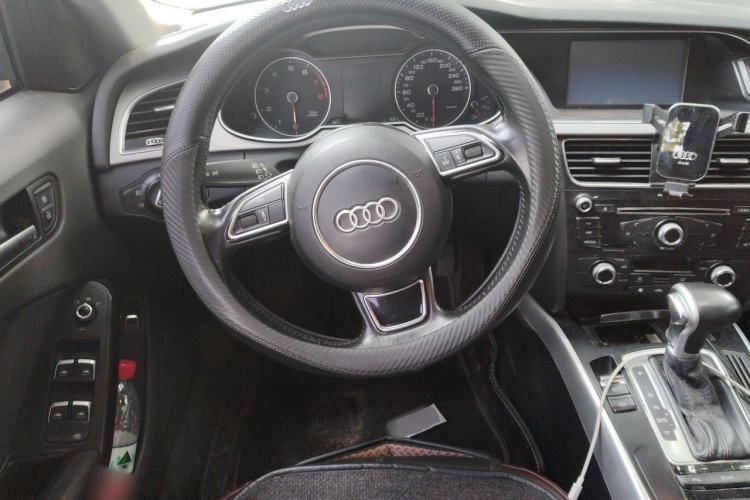 Used Audi A4L 2015 45 TFSI quattro Individual Sport Edition Steering Wheel