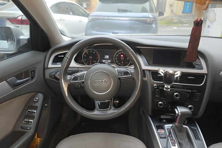 Used Audi A4L 2015 35 TFSI Automatic Standard Model
