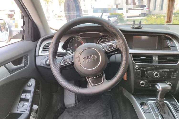 Used Audi A4L 2015 45 TFSI quattro Individual Sport Edition Steering Wheel