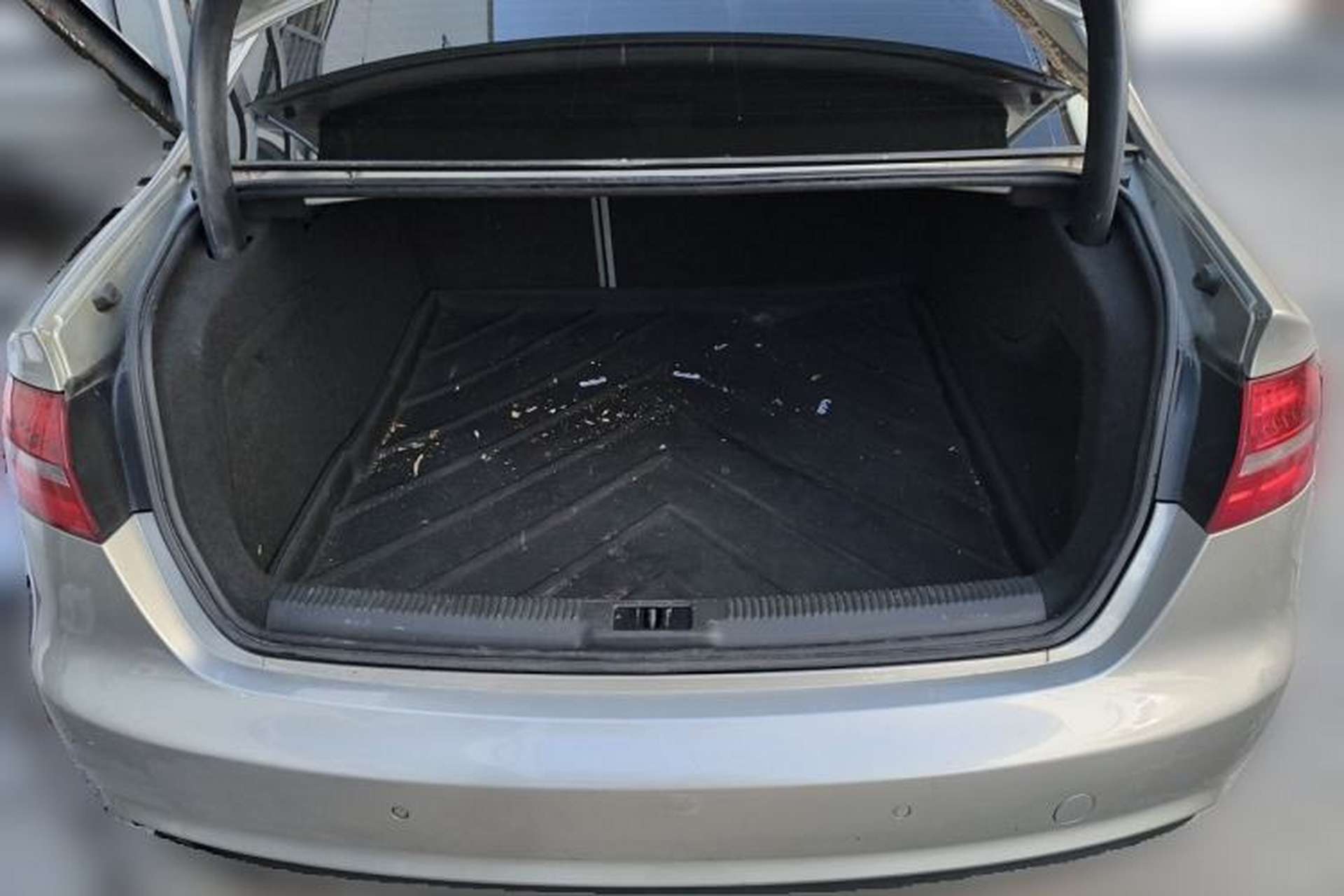 Used Audi A4L 2015 35 TFSI Automatic Comfort Model Trunk