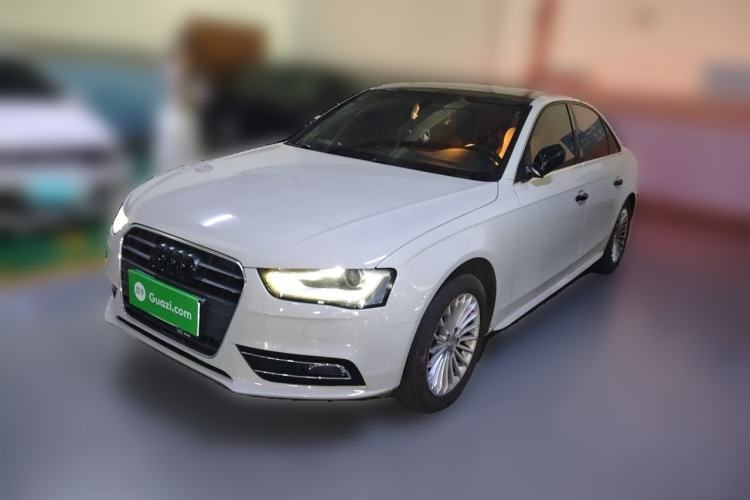 Used Audi A4L 2015 35 TFSI Automatic Comfort Model Guazi used car, China used car export, Used car for sale, Used cars, Cheapest cars for sale