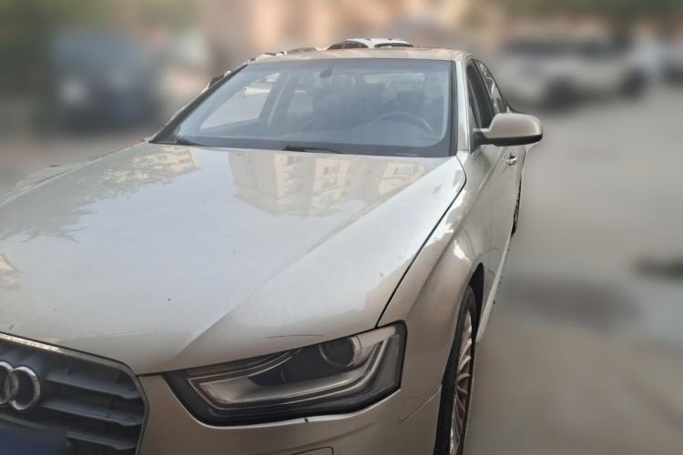 Used Audi A4L 2015 35 TFSI Automatic Comfort Model Guazi used car, China used car export, Used car for sale, Used Audi cars, Cheapest cars for sale