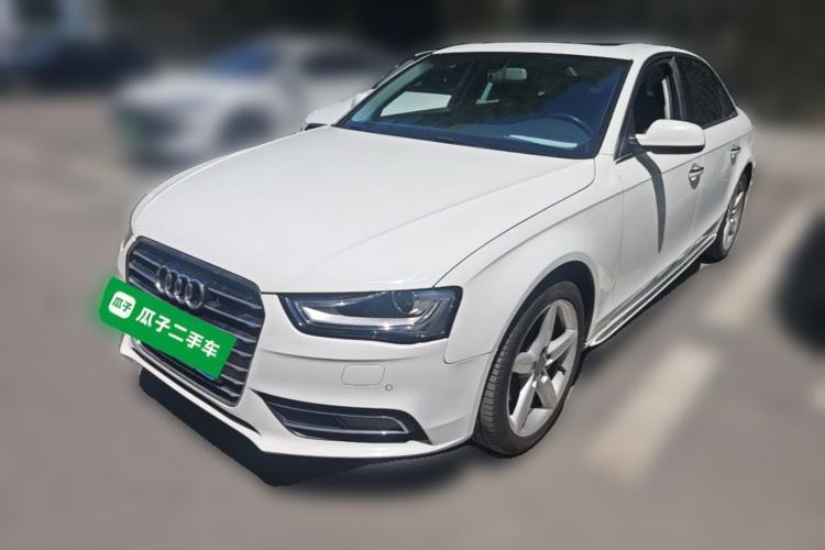 Used Audi A4L 2015 35 TFSI Automatic Comfort Model Guazi used car, China used car export, Used car for sale, Used cars, Cheapest cars for sale