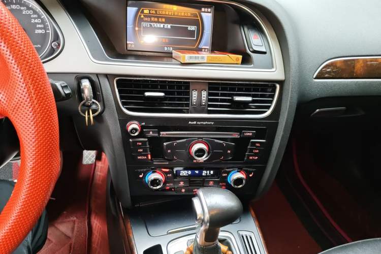 Used Audi A4L 2015 35 TFSI Automatic Technology Model Audio And AC Panel