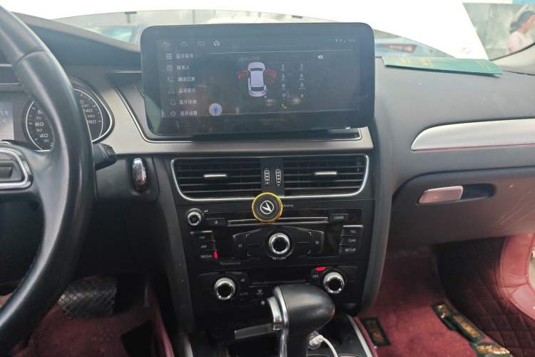 Used Audi A4L 2015 35 TFSI Automatic Standard Model Audio And AC Panel