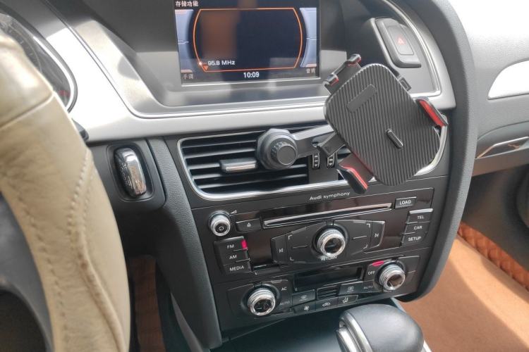 Used Audi A4L 2015 45 TFSI quattro Individual Sport Edition Audio And AC Panel