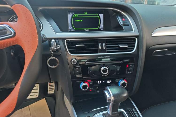 Used Audi A4L 2015 45 TFSI quattro Individual Sport Edition Audio And AC Panel