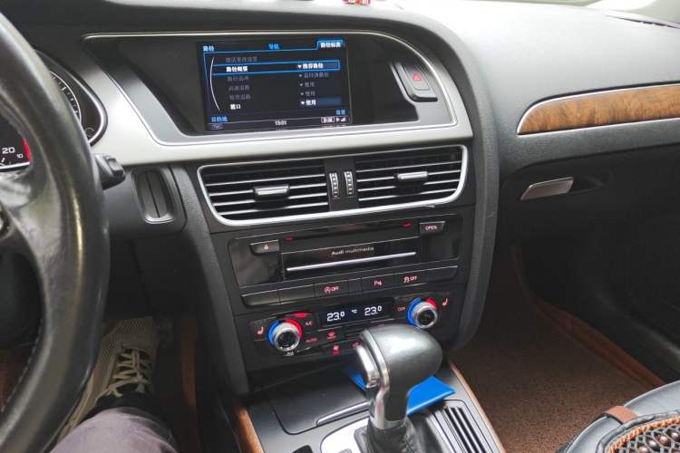 Used Audi A4L 2015 35 TFSI Automatic Technology Model Audio And AC Panel