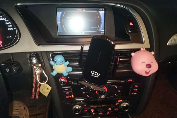 Used Audi A4L 2015 35 TFSI Automatic Standard Model Audio And AC Panel