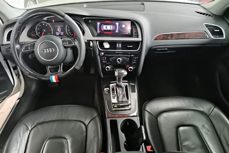 Used Audi A4L 2015 35 TFSI Automatic Comfort Model Center Console